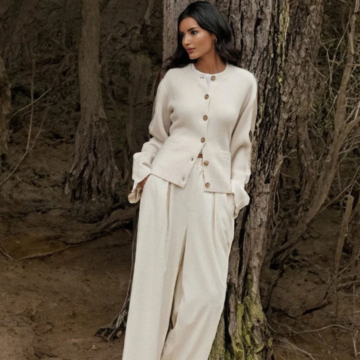 Christina - Chic Monokrom Cardigan