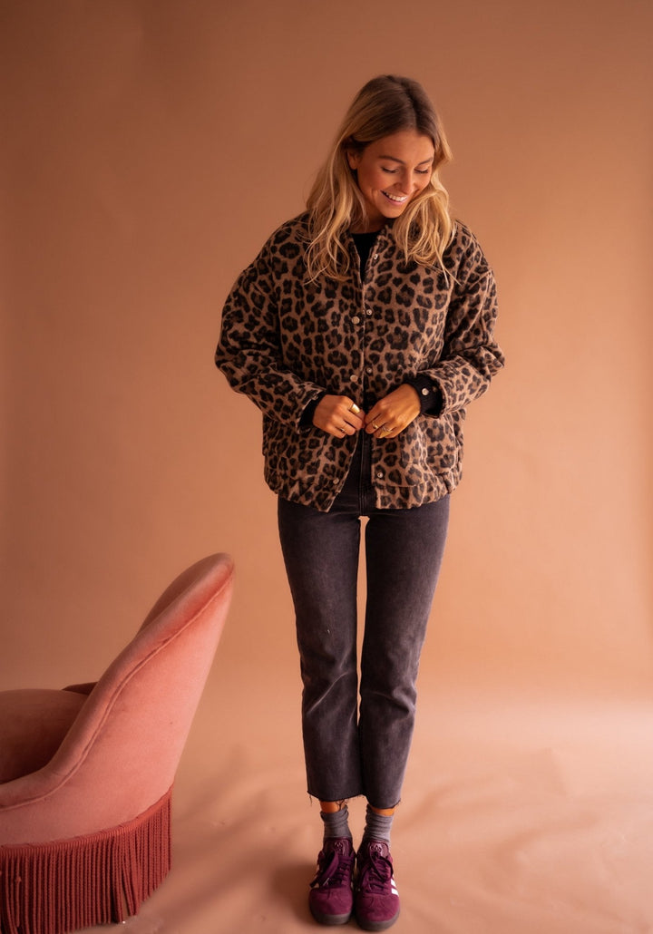 Luna | Trendy Jakke Med Leopardprint