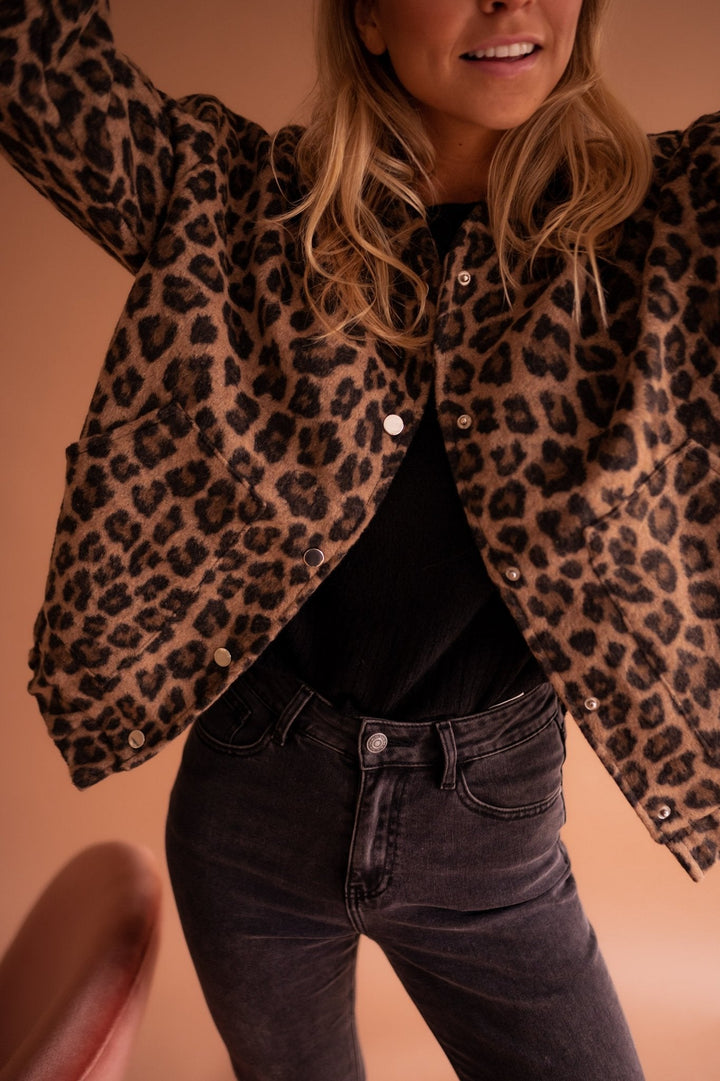 Luna | Trendy Jakke Med Leopardprint